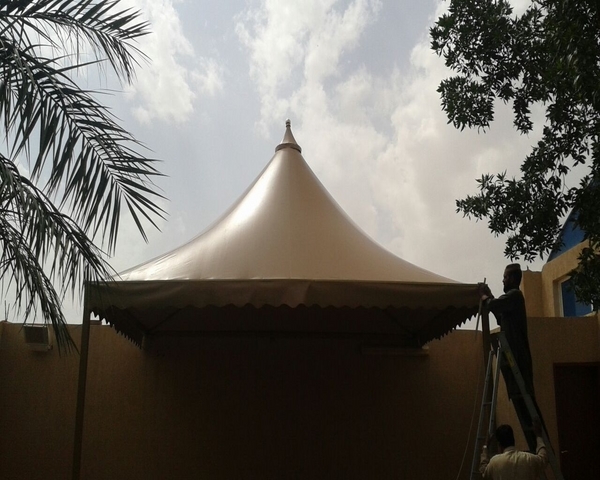 جدة القنفذة للمظلات والسواتر